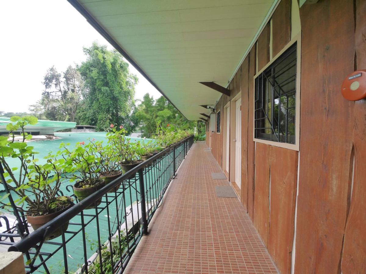 Mountain Lodge And Restaurant Baguio City Exterior foto
